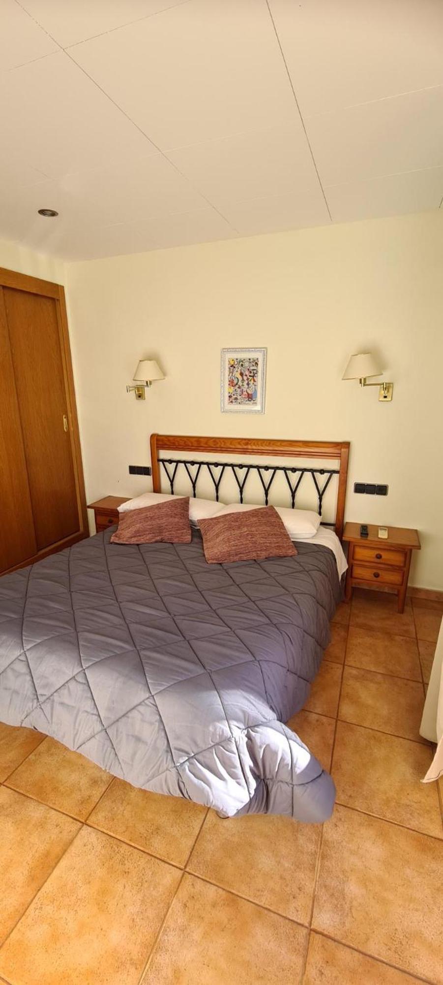 Hostal Mont-Rock Montagut Екстер'єр фото